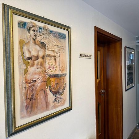 Hotel-Restaurant Ratsstube Calw Bagian luar foto