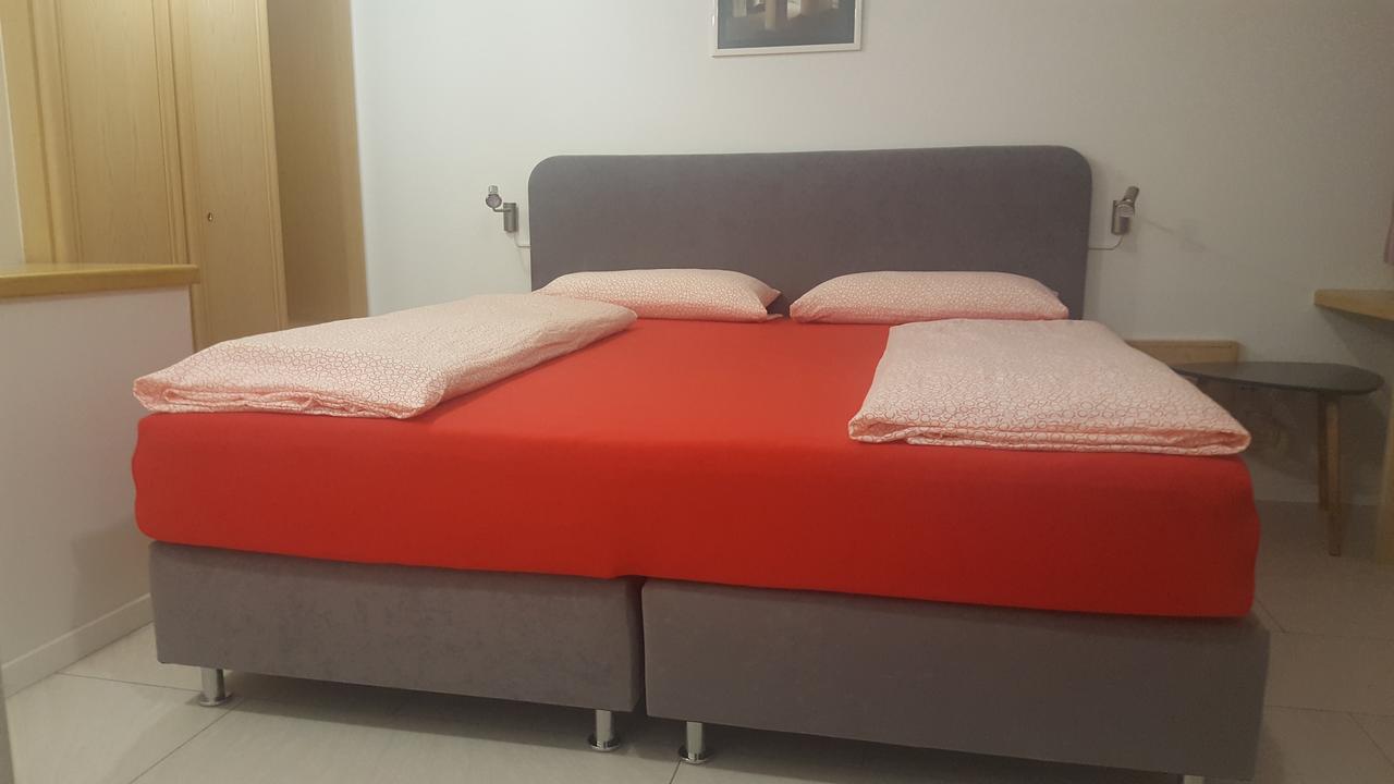 Hotel-Restaurant Ratsstube Calw Bagian luar foto